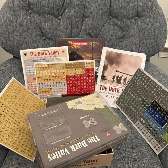 The Dark Valley (open, unpunched) GMT Games - Picture 7 of 13